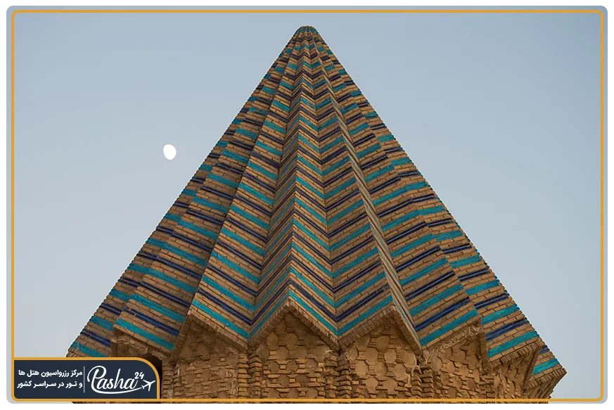 برج اخنگان در خراسان رضوی